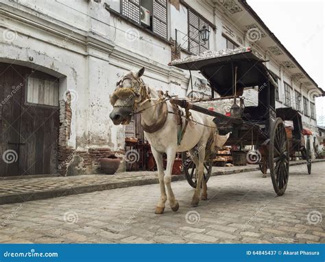 Vigan Kalesa Or Horse Drawn Carriage Editorial Photo | CartoonDealer ...