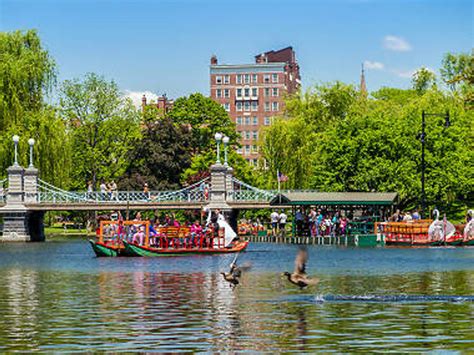 Boston Public Garden | Faneuil Hall Marketplace - Boston, MA