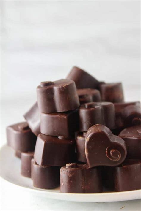 Homemade Dark Chocolate + Five Reasons to Eat More Chocolate - A Saucy ...