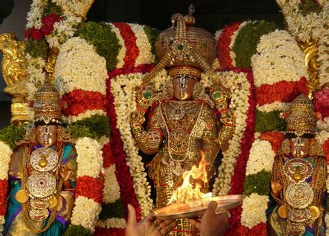 Tirumala Lord Venkateshwara Navartri Annual Brahmotsavam Dates Religion ...