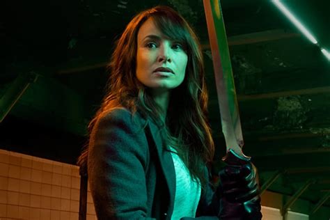 Mia Maestro as Nora Martinez - The Strain Season 2 Episode 1 - TV Fanatic