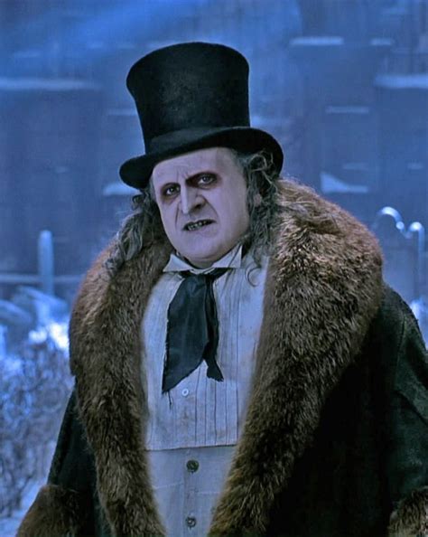 Danny DeVito Penguin Batman returns 1992 | The penguin batman, Tim burton batman, Danny devito ...