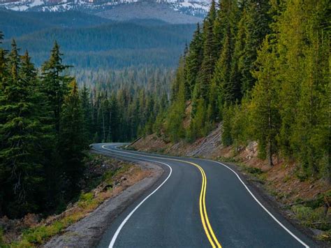 3 Scenic Central Oregon Road Trips — Bend Magazine