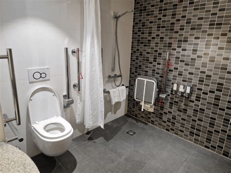 Wheelchair Accessible Hotel | Hampton Hilton London Docklands