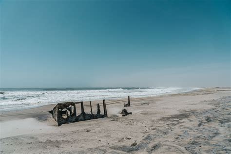 Guide To Visiting Skeleton Coast, Namibia: Shipwrecks, Seals And Sand ...