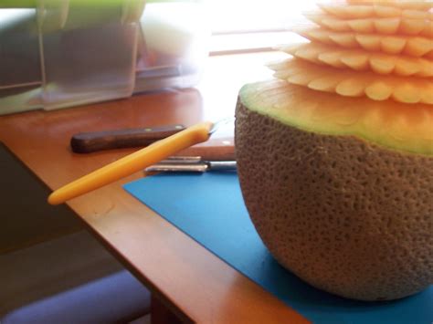 Simple Melon Carving : 12 Steps (with Pictures) - Instructables