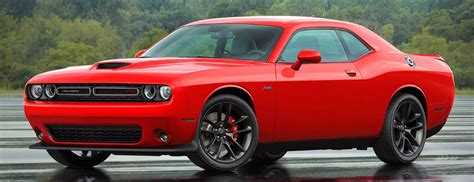 2023 Dodge Challenger Interior Features