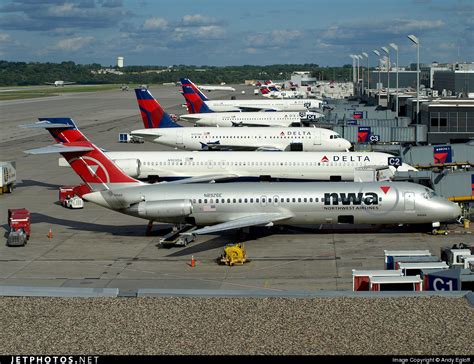 KMSP | Airport | Ramp | Andy Egloff | JetPhotos