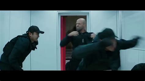 Fast and Furious Hobbs and Shaw/fight Scene - YouTube