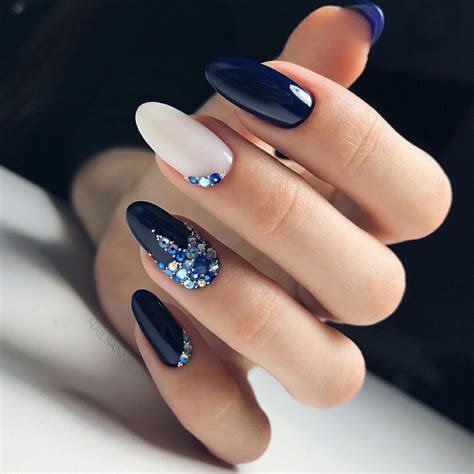 Winter Nail Designs 2020: Cute and Simple Nail Art For Winter | LadyLife