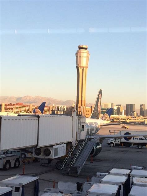 Frontier Airlines - Airlines - 52 Photos & 171 Reviews - Las Vegas, NV ...