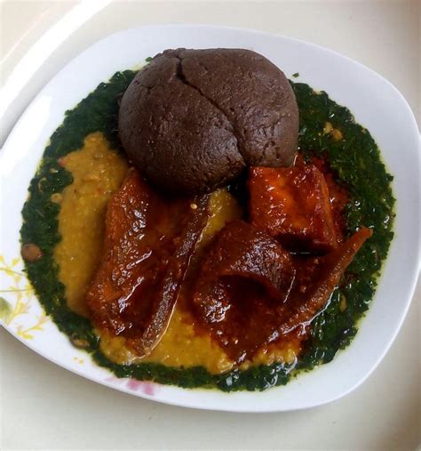 How to Prepare Amala, Gbegiri, Ewedu and Stew in 6 Simple Steps - Reterdeen