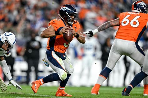 Does Broncos QB Russell Wilson's shoulder injury explain all of his ...