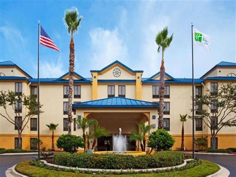 Holiday Inn Express & Suites Jacksonville Hotel (Jacksonville (IL)) - Deals, Photos & Reviews