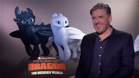 CHAT WITH THE STARS: Craig Ferguson talks "How to Train Your Dragon: The Hidden World" - YouTube