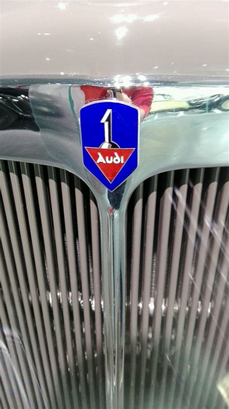 Classic Audi logo