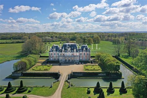 French Châteaux For Sale - Buy a Castle in France | Cabinet Le Nail