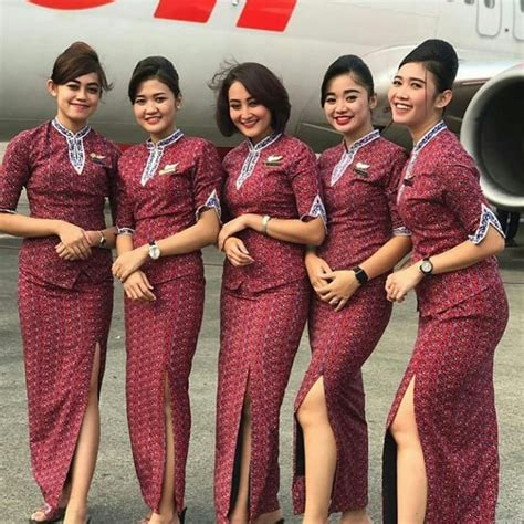 Model Kebaya Batik Air Asian Woman, Asian Girl, Air Hostess Uniform ...