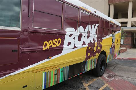 Deer Park ISD turns school bus into mobile library