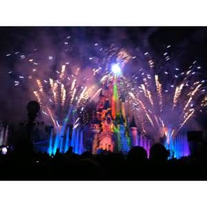 Disneyland Paris fireworks | Disneyland paris, Disneyland, Visual display