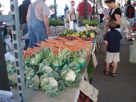 Ann Arbor Farmers Market - 61 Photos - Farmers Market - Kerrytown Ann ...