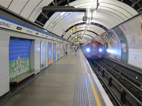 Vauxhall tube station © Mike Quinn cc-by-sa/2.0 :: Geograph Britain and ...