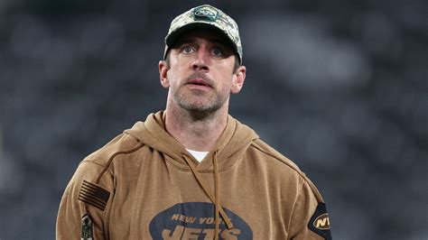 Even if Aaron Rodgers can return, should Jets want that in 2023? - ESPN