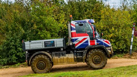 Mercedes-Benz Unimog Review: Driving The Ultimate Off-roader ...