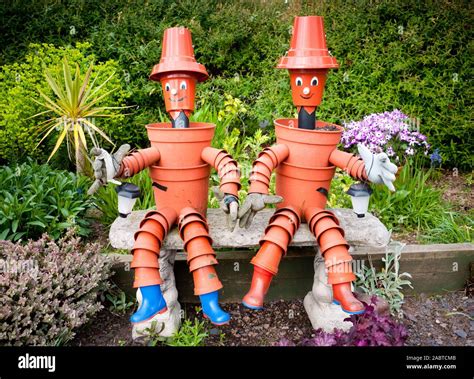 Bill and Ben the Flowerpot Men Stock Photo - Alamy