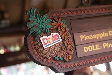 Dole Pineapple | The Dole Pineapple logo from the Dole Whip … | Flickr