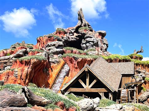 Disneyland Resort Announces Splash Mountain