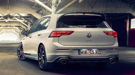 2021 Volkswagen Golf GTI Clubsport turns up the heat on the popular hot hatch