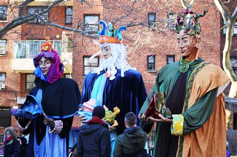 Three Kings Day parade warms hearts in Spanish Harlem