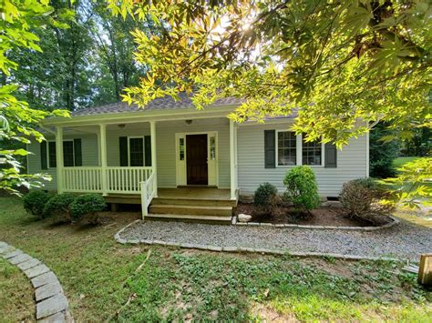 623 Wright Dr, Ruther Glen, VA 22546 - See Est. Value, Schools & More