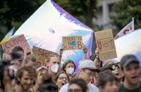 Climate Change Seen as Top Global Threat: Poll | Best Countries | U.S. News