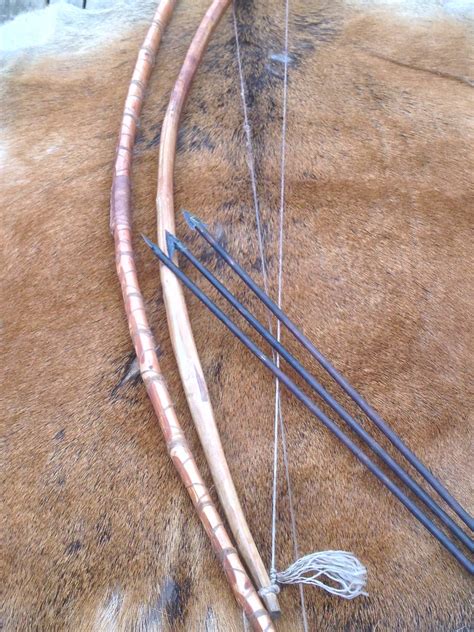 Neolithic Yew Bow with 3 Flint Tipped Arrows - Will Lord of the Stone Age