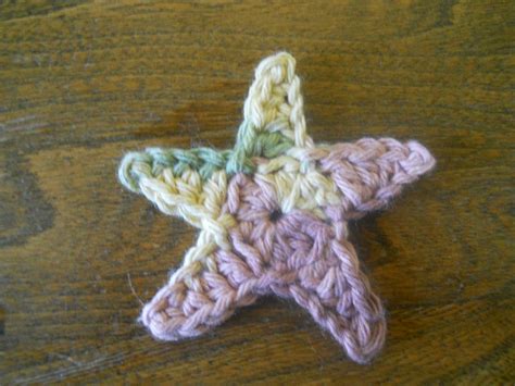 Simple Crochet 5 Point Star | ThriftyFun