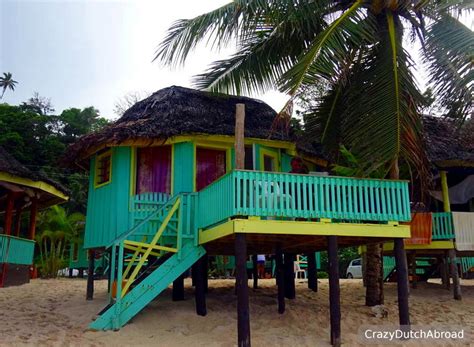 Tattoos and coconut lessons in Samoa! - Crazy Dutch Abroad