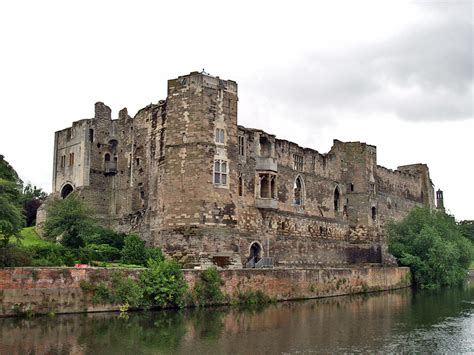 Newark Castle, Nottinghamshire - Wikipedia