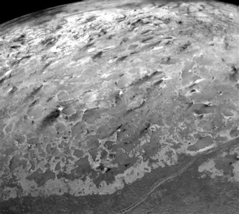 nitrogen-geysers-Triton-Voyager-2-1989 | EarthSky