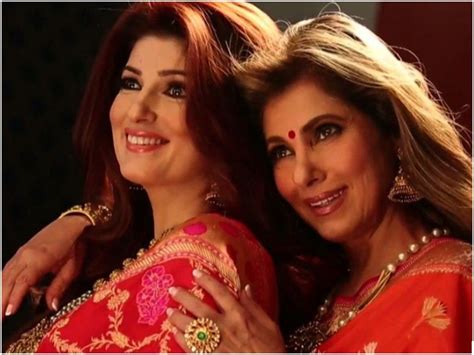 Dimple Kapadia-Twinkle Khanna | 'Beautiful birthday girl' Dimple ...