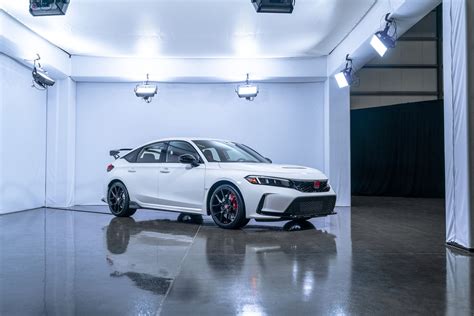 The 2023 Honda Civic Type R Looks Far More Subtle and Purposeful ...