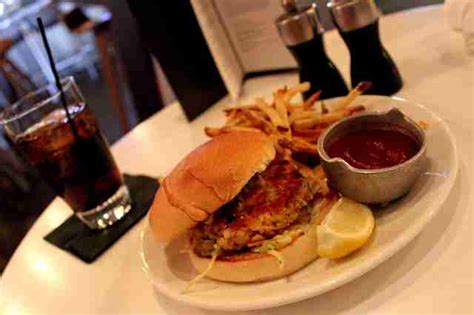 The Best Places for a Walleye Sandwich in the Twin Cities - Thrillist