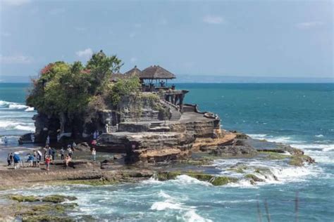 Top 10 Magical Islands Around Bali For Romantic Trip In 2023