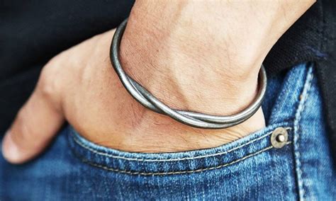 8 Cool Metal Cuff Bracelets for Men | Cool Material