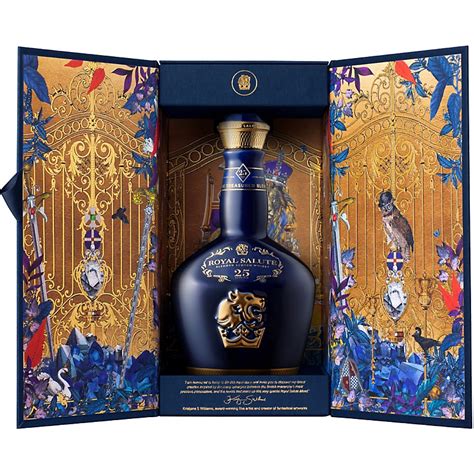 Buy ROYAL SALUTE 25 YEARS OLD THE TREASURED BLEND SCOTCH WHISKY 700ML ...