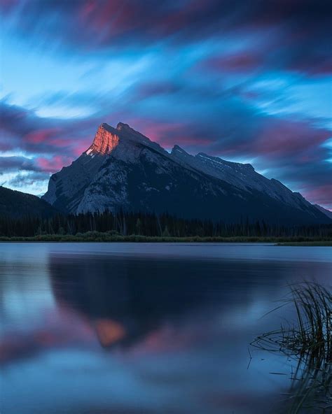 Sunrise on Mount Rundle [3000×2400] – Wallpaperable