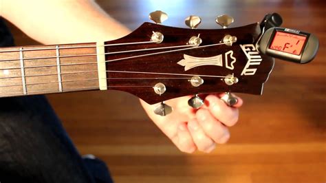 Guitar Lessons For Beginners: Tuning Your Guitar - YouTube