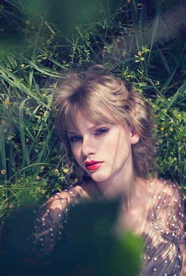 Taylor Swift Red era 2012 photoshoot