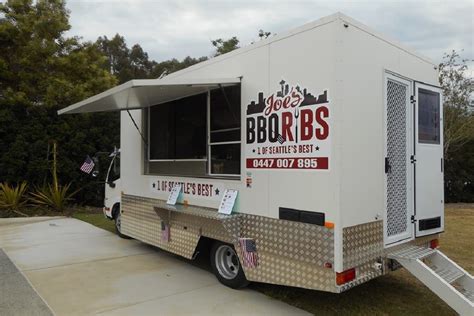 Joe's BBQ Ribs Food Truck | Bella Manufacturing